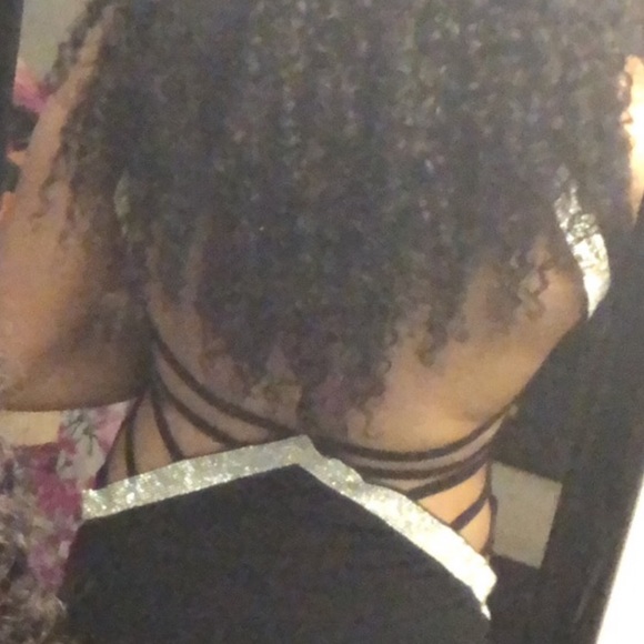 Black dress - Picture 3 of 3